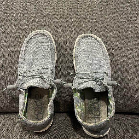 Hey Dudes - Picture 2 of 2